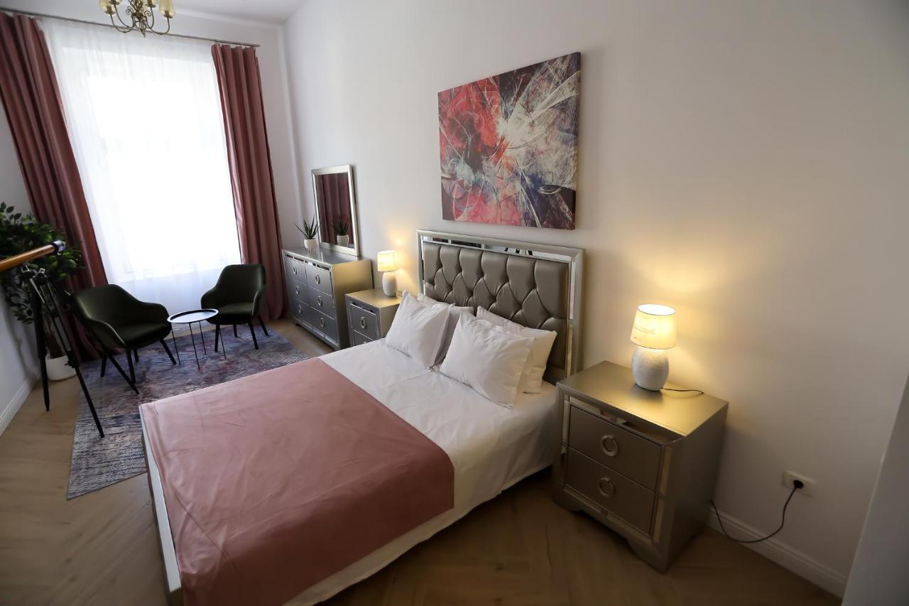 Apartament Alexander Flat_Alecsandri Oradea Zewnętrze zdjęcie